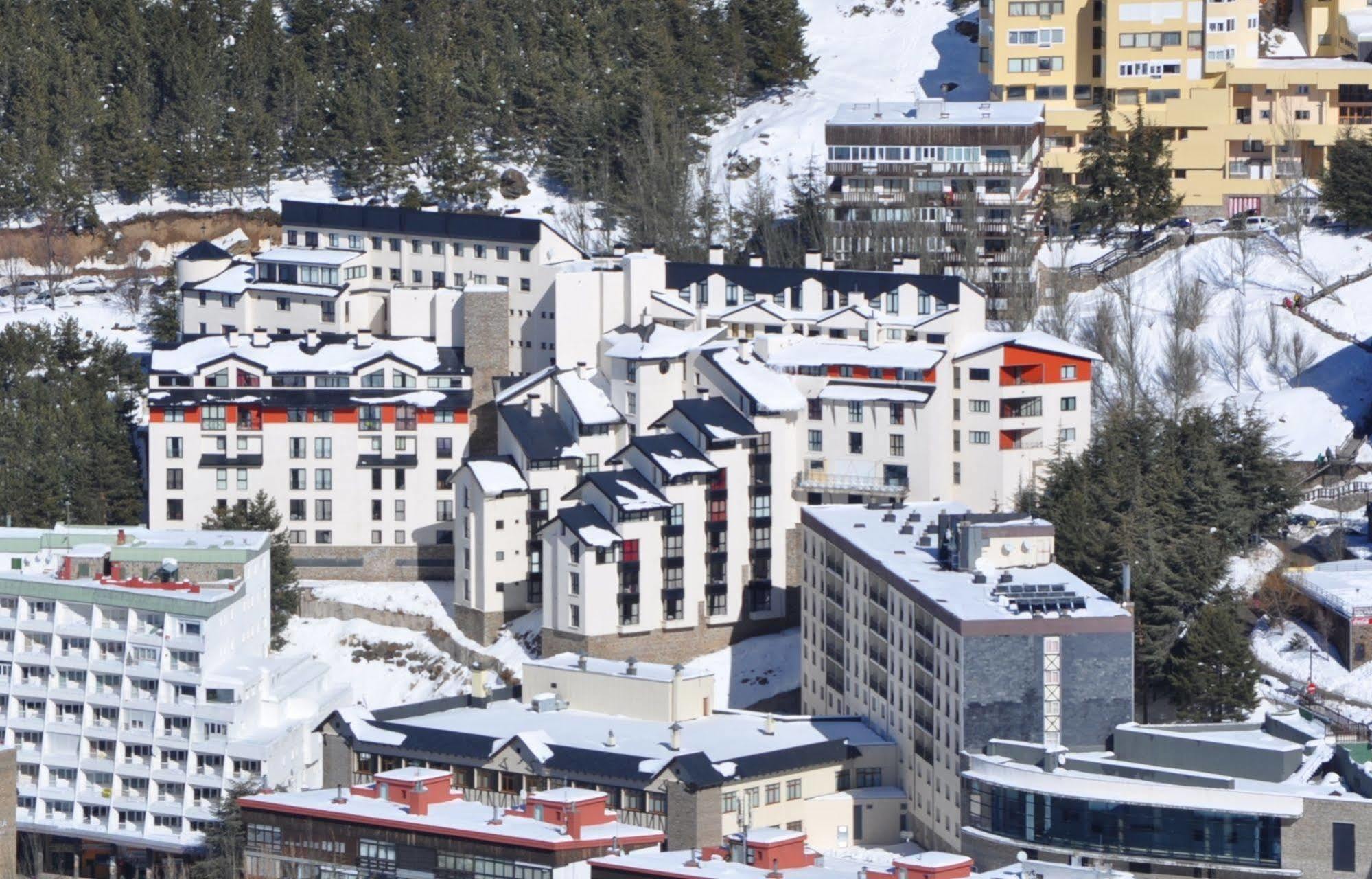 Apartamentos Montegorbea Сьерра-Невада Экстерьер фото
