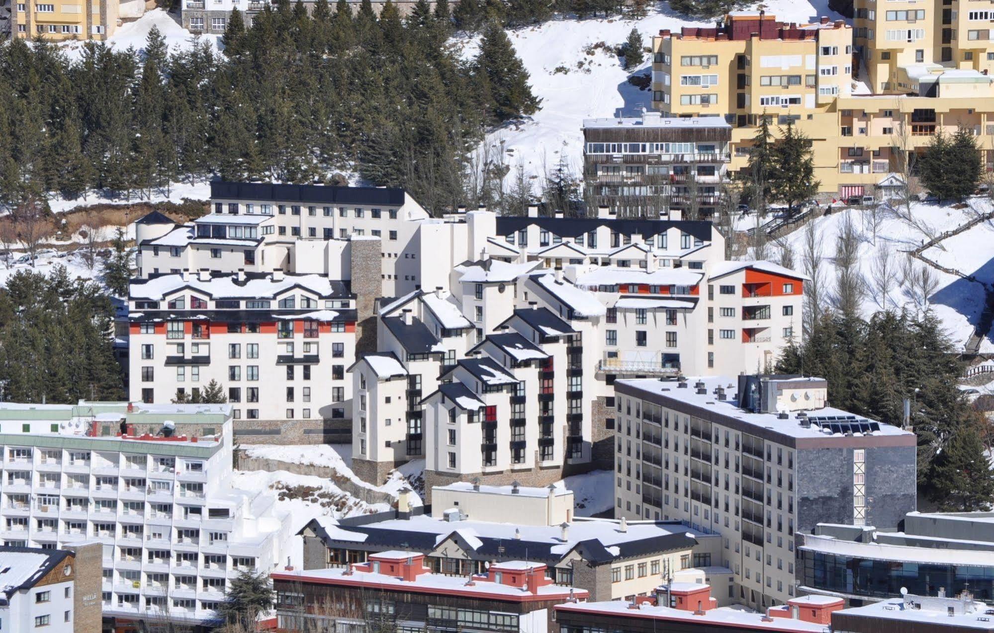 Apartamentos Montegorbea Сьерра-Невада Экстерьер фото